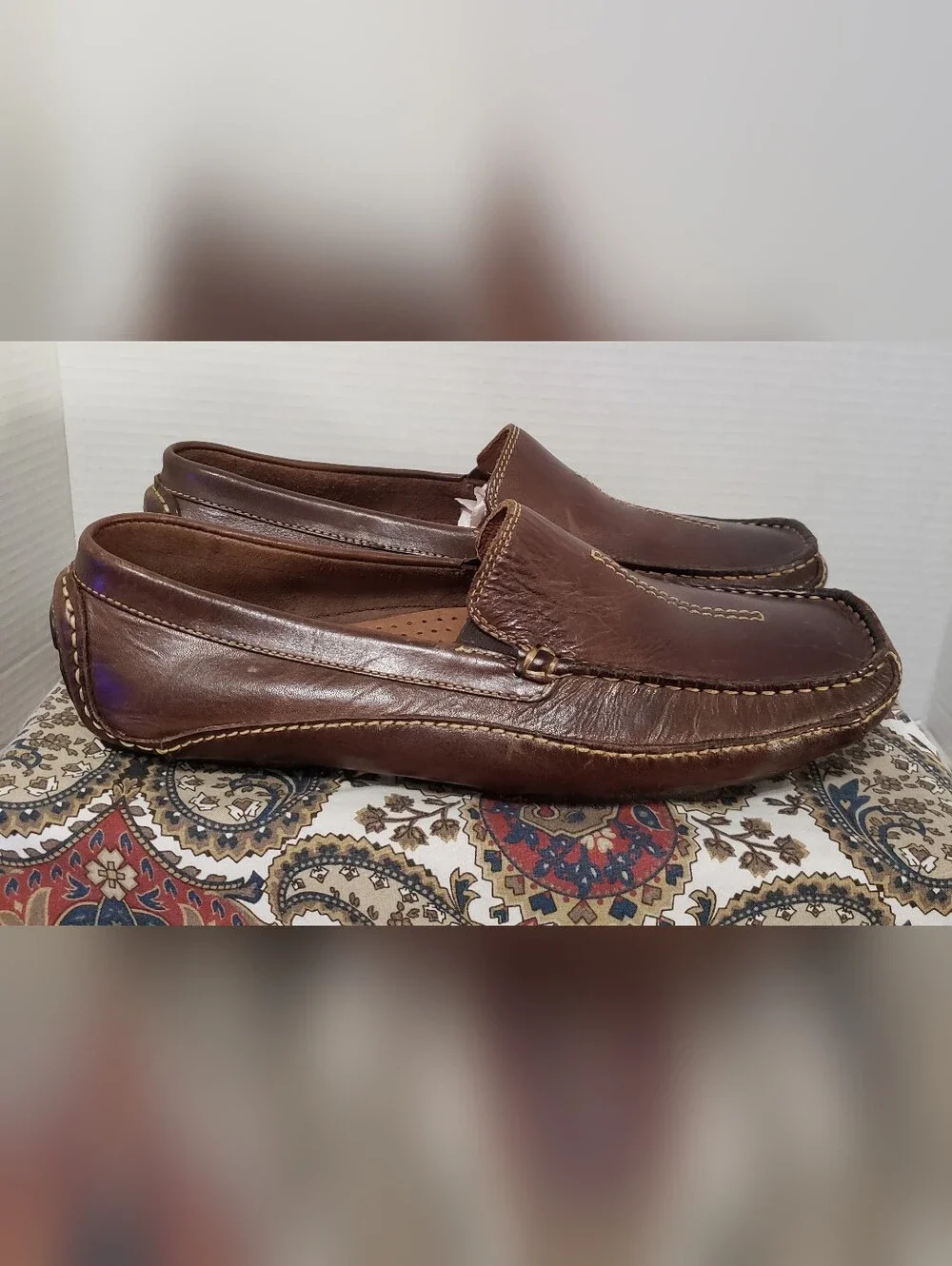 Clarks Mens Size 9M Penny Loafers Brown Leather Driving Mocs Shoes England